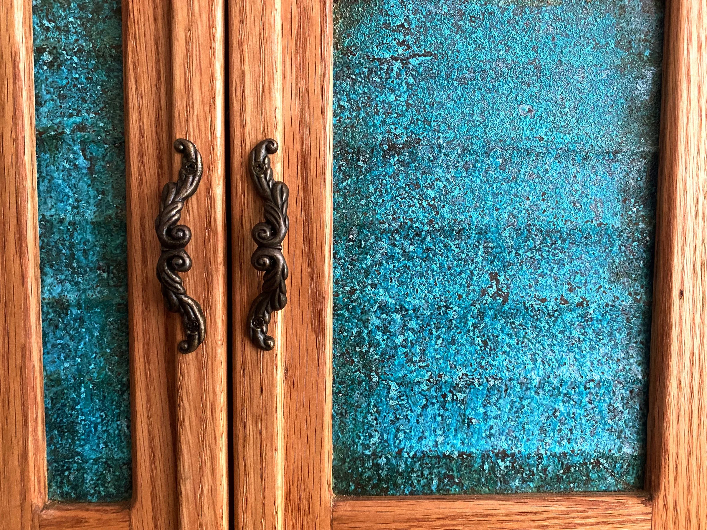 Board game cabinet