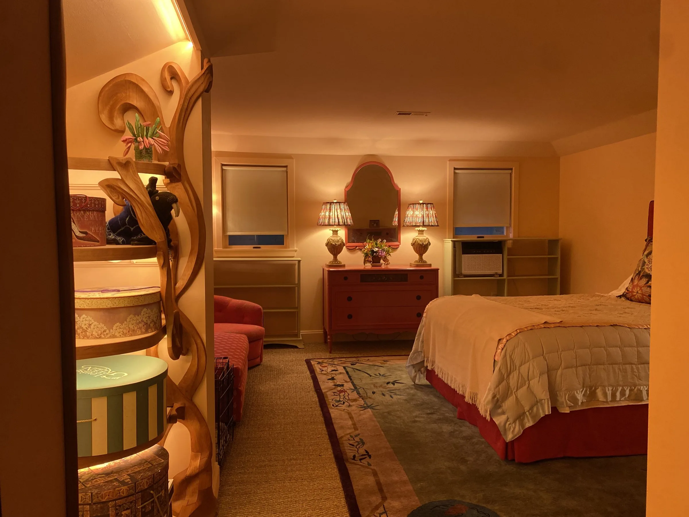 Hat-box closet