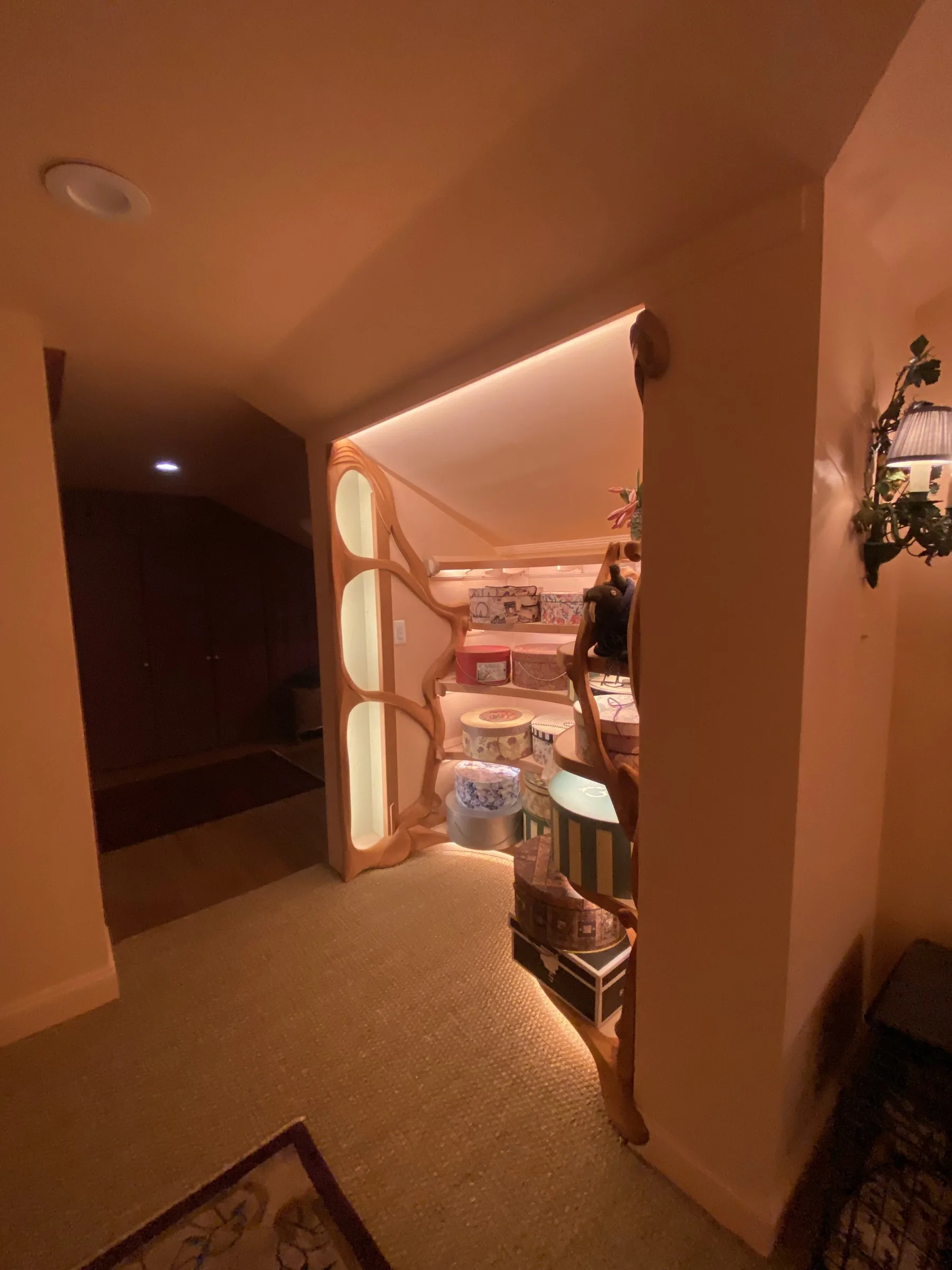 Hat-box closet