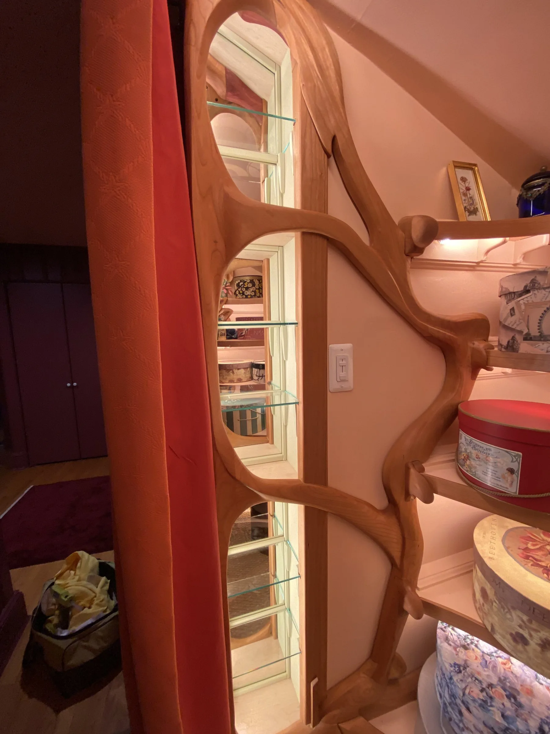 Hat-box closet